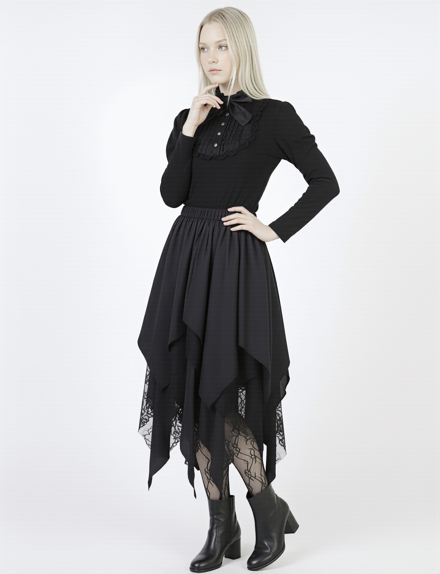 ampire Triple-Layered Damage Lace Skirt