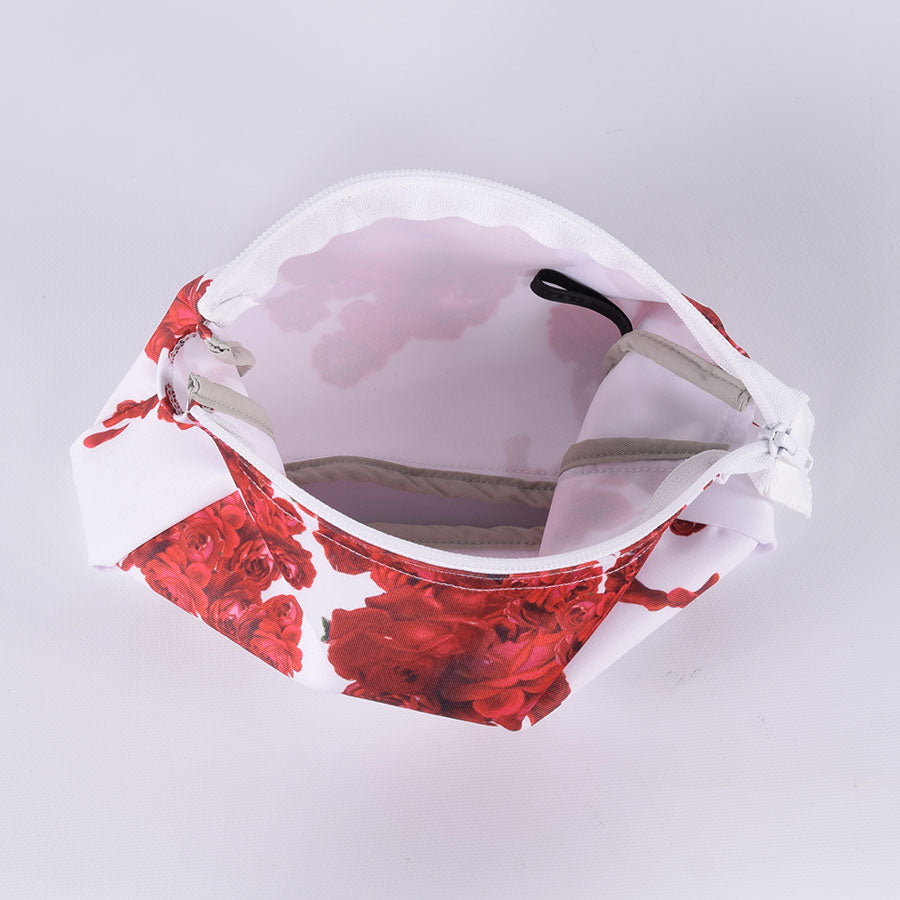 Bloody Rose Pouch / WH-RD