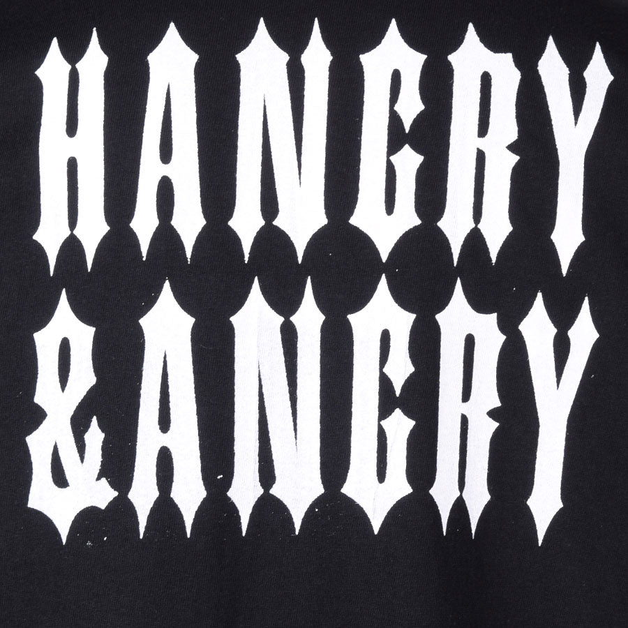 饥饿与愤怒的巨型别致T-SH