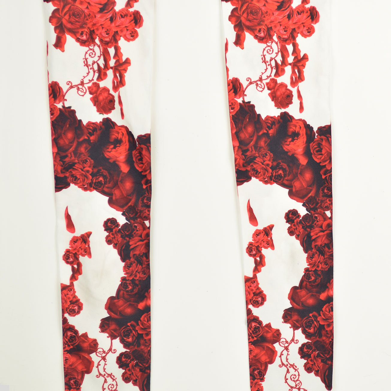 White Bloody Rose Overknees