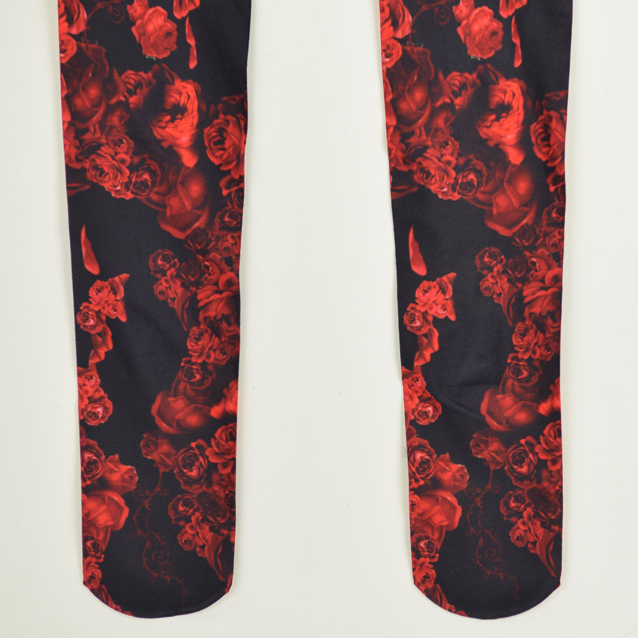 红色的玫瑰覆盖