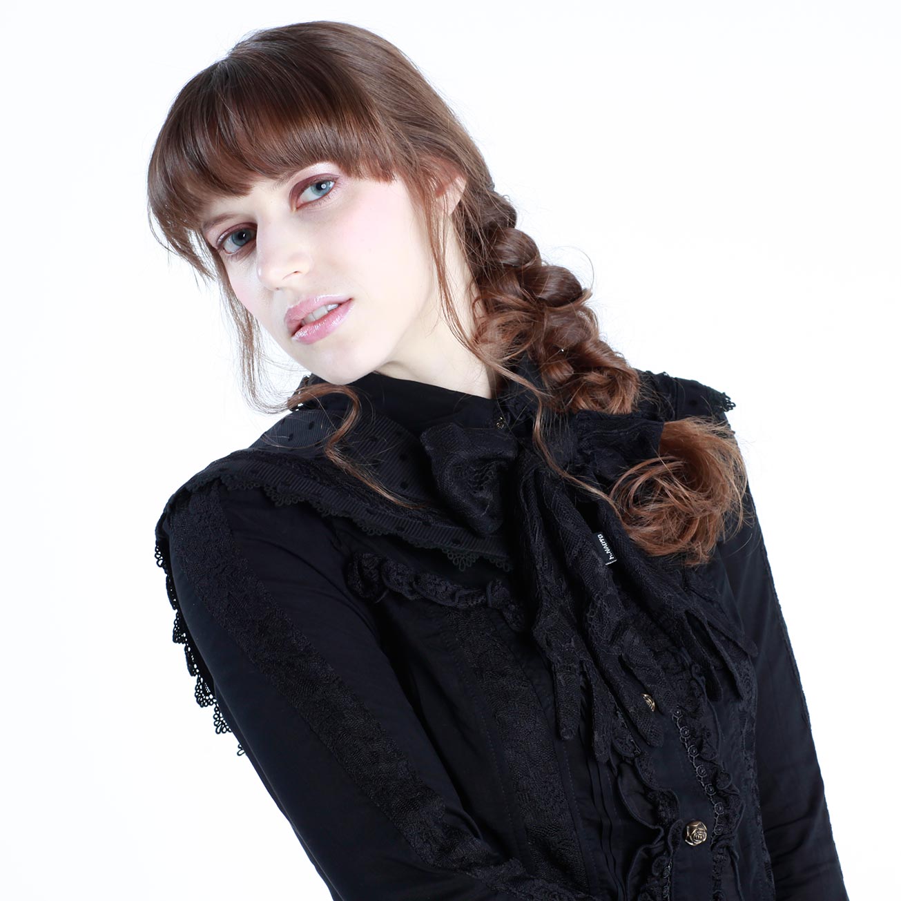 Black Fish Collar