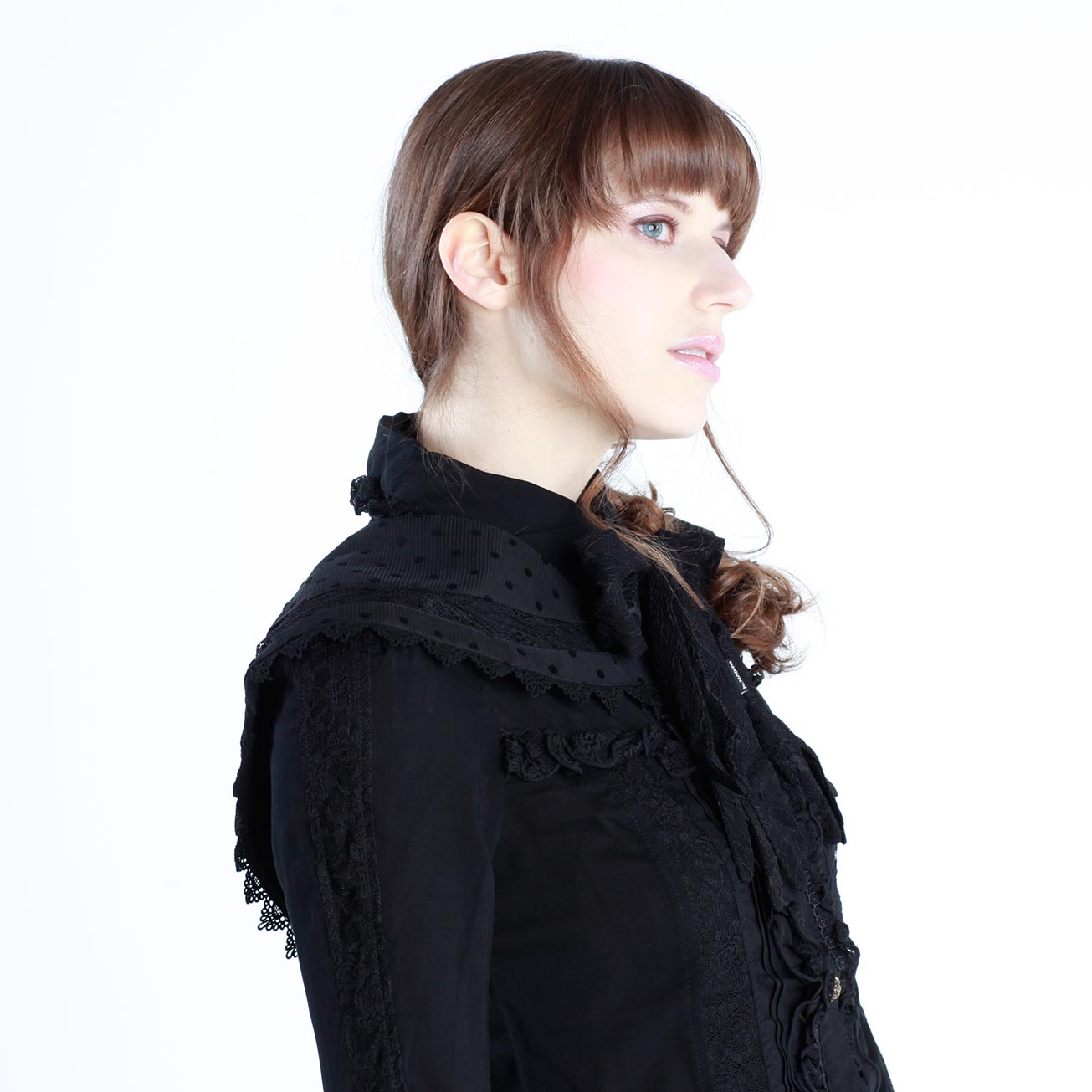 Black Fish Collar
