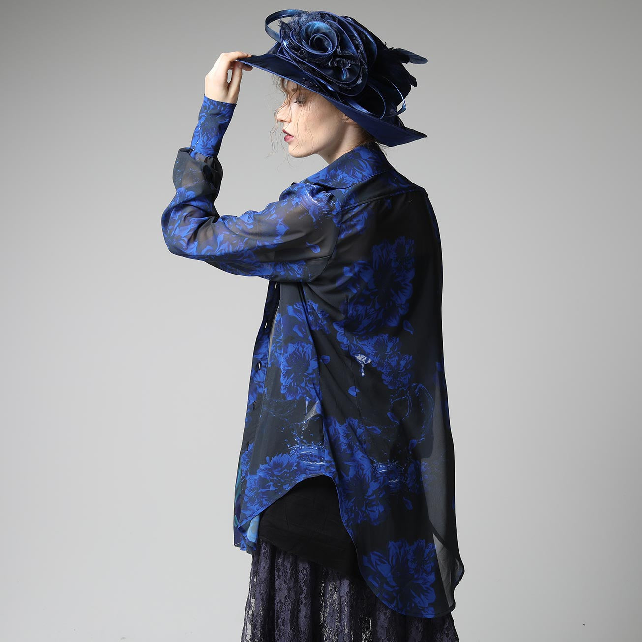BLOODY BLUE DAHLIA BLOUSE