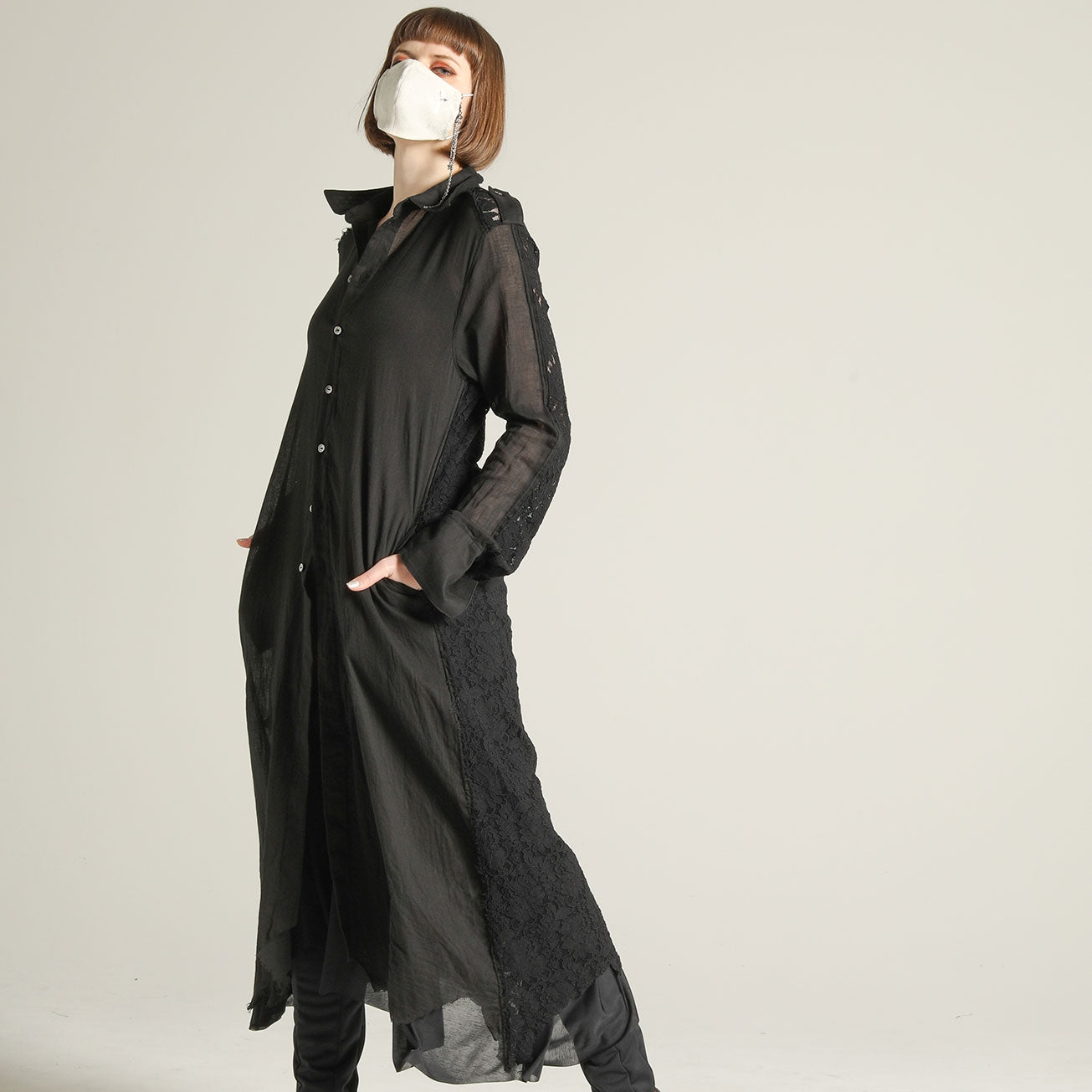 DAMAGE GAUZE LONG LACE BLOUSE