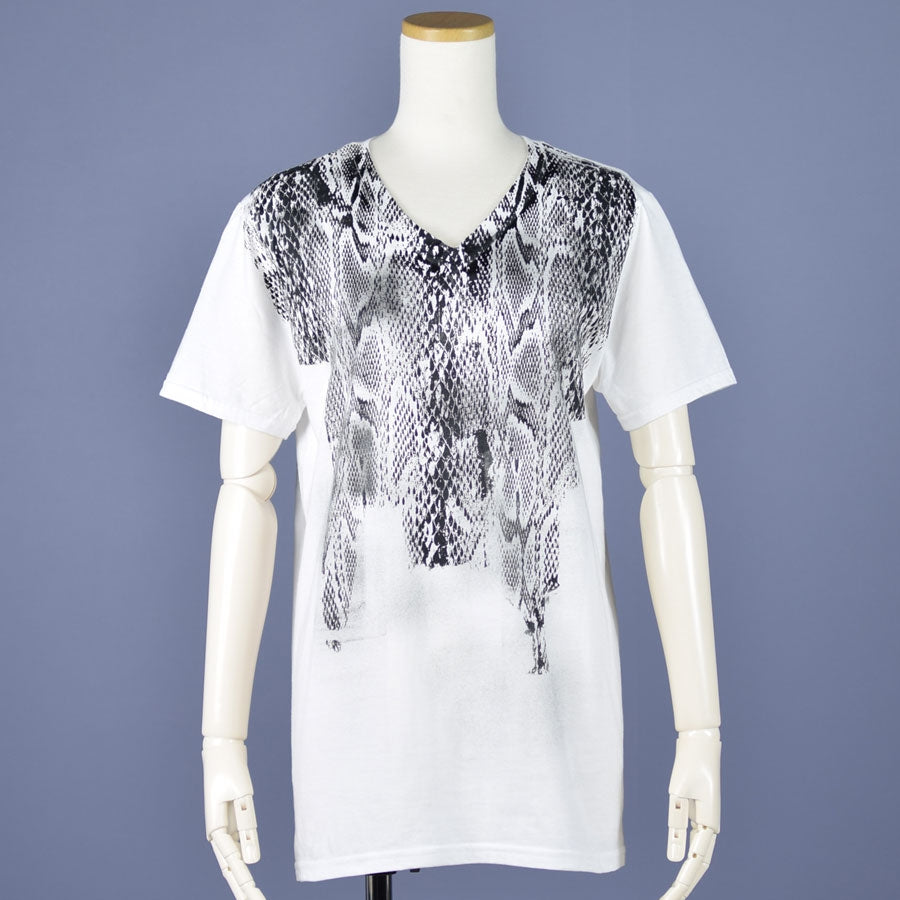 Snake Scale V-NECK T-SH (3 sizes)