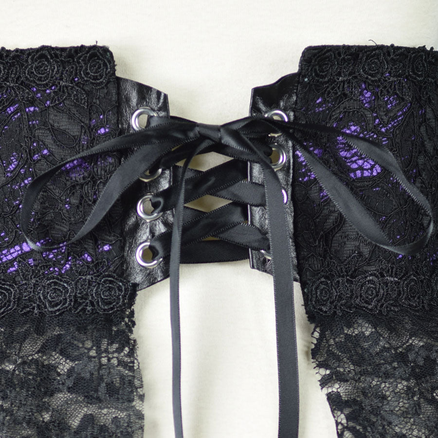 BLACK LACE RUFFLE CORSET
