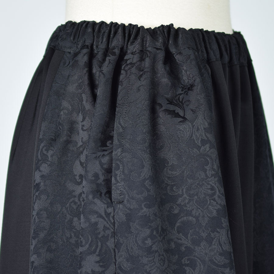 Ornament jacquard flared skirt
