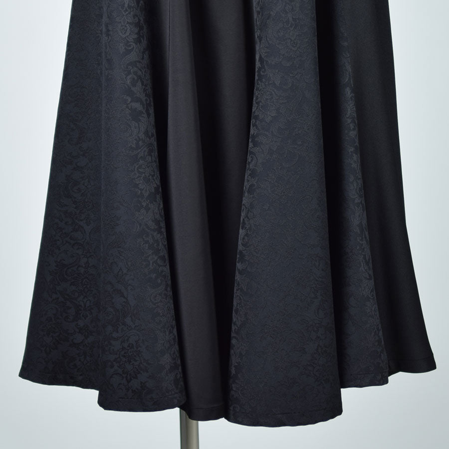 Ornament jacquard flared skirt