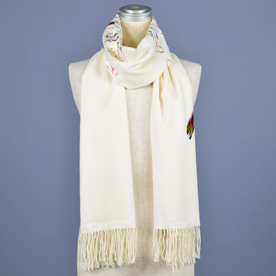 Angel wings crash Rainbow stole