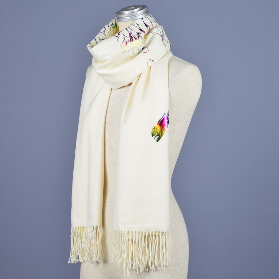 Angel wings crash Rainbow stole