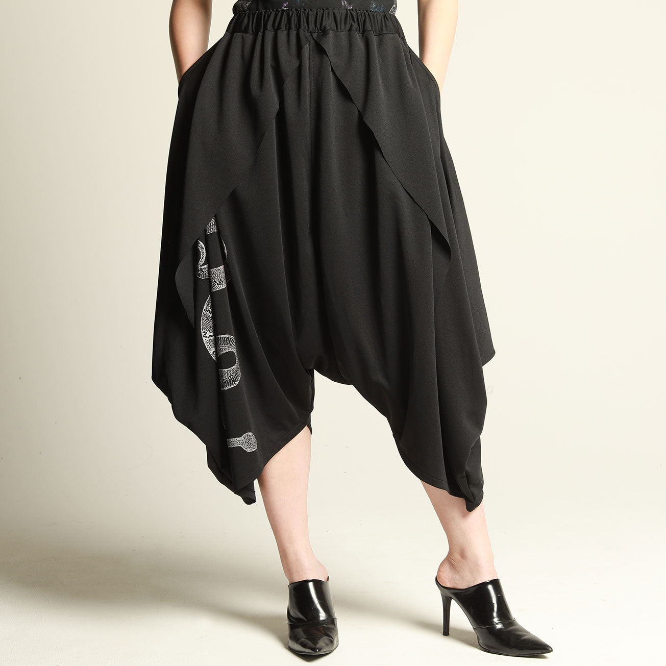 Spassy Snake Saruel Pants