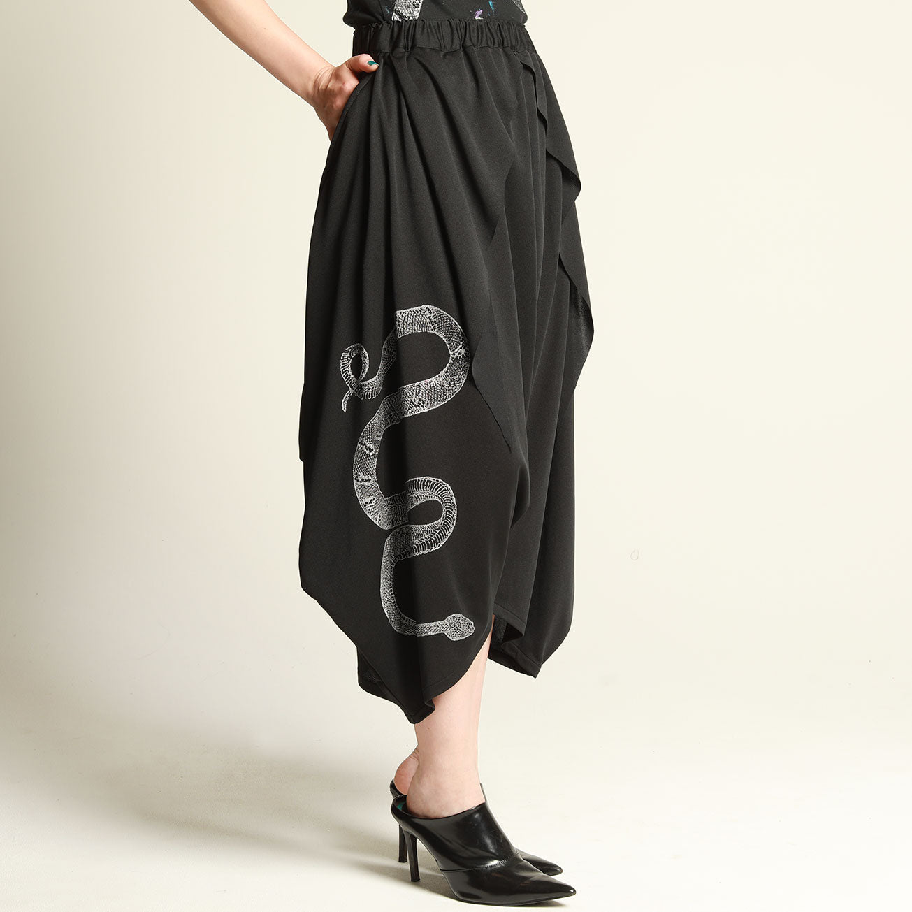 Spassy Snake Saruel Pants