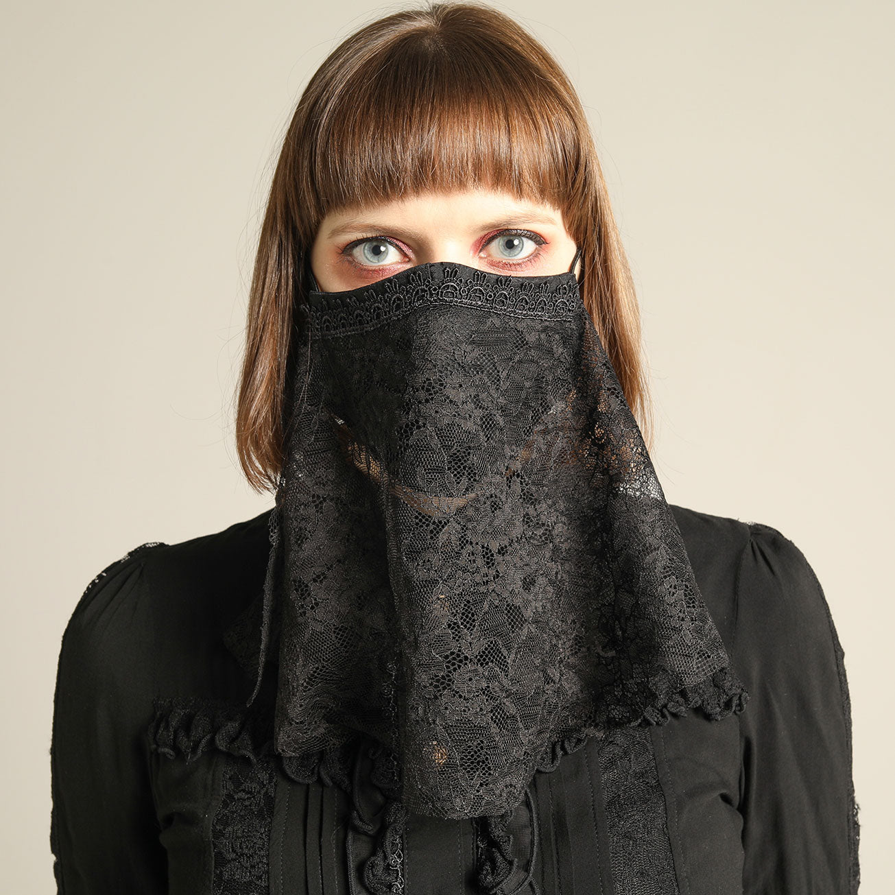 Covered Lace Mask Wear (2サイズ)