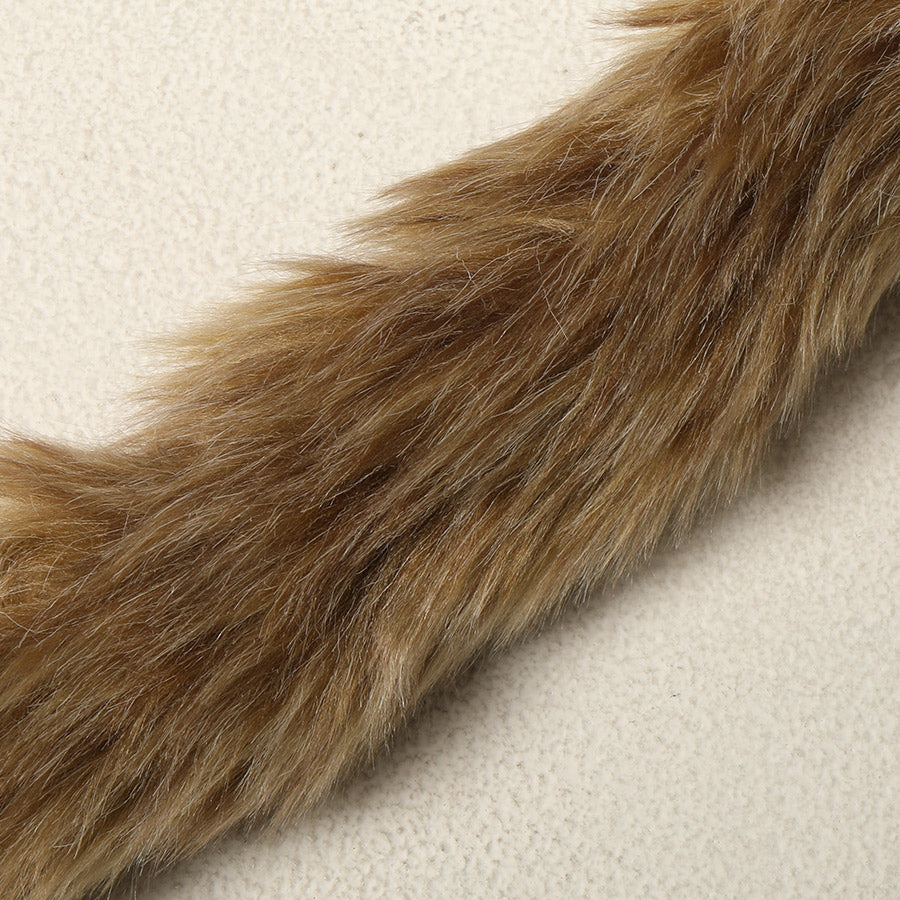 Monster silver eco-fur muffler