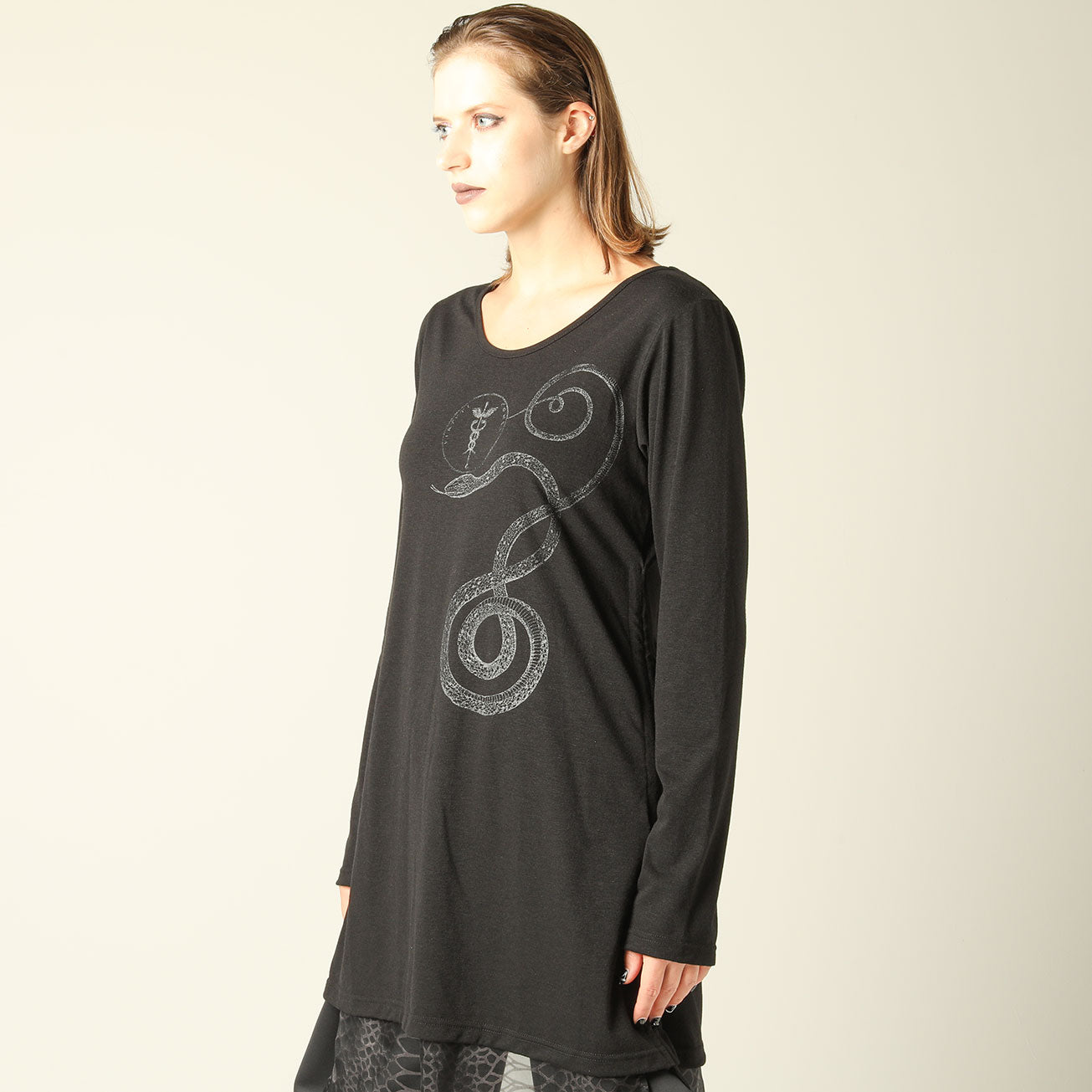 Devil's Wing Side Gather T-SH