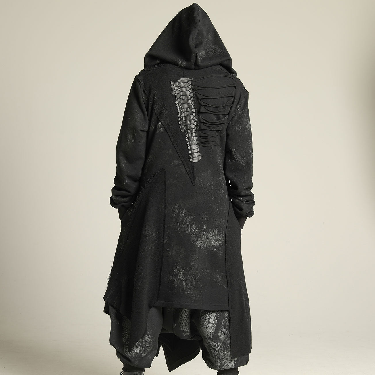 Asymmetric Damage Long Hoodie / XL