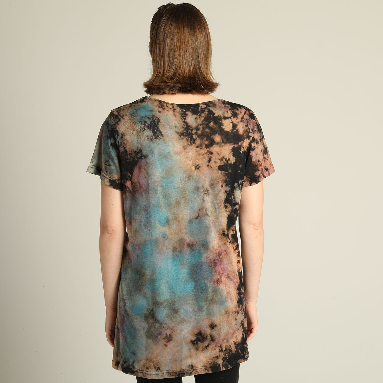 BEELZEBUB DYE V-NECK T-SH
