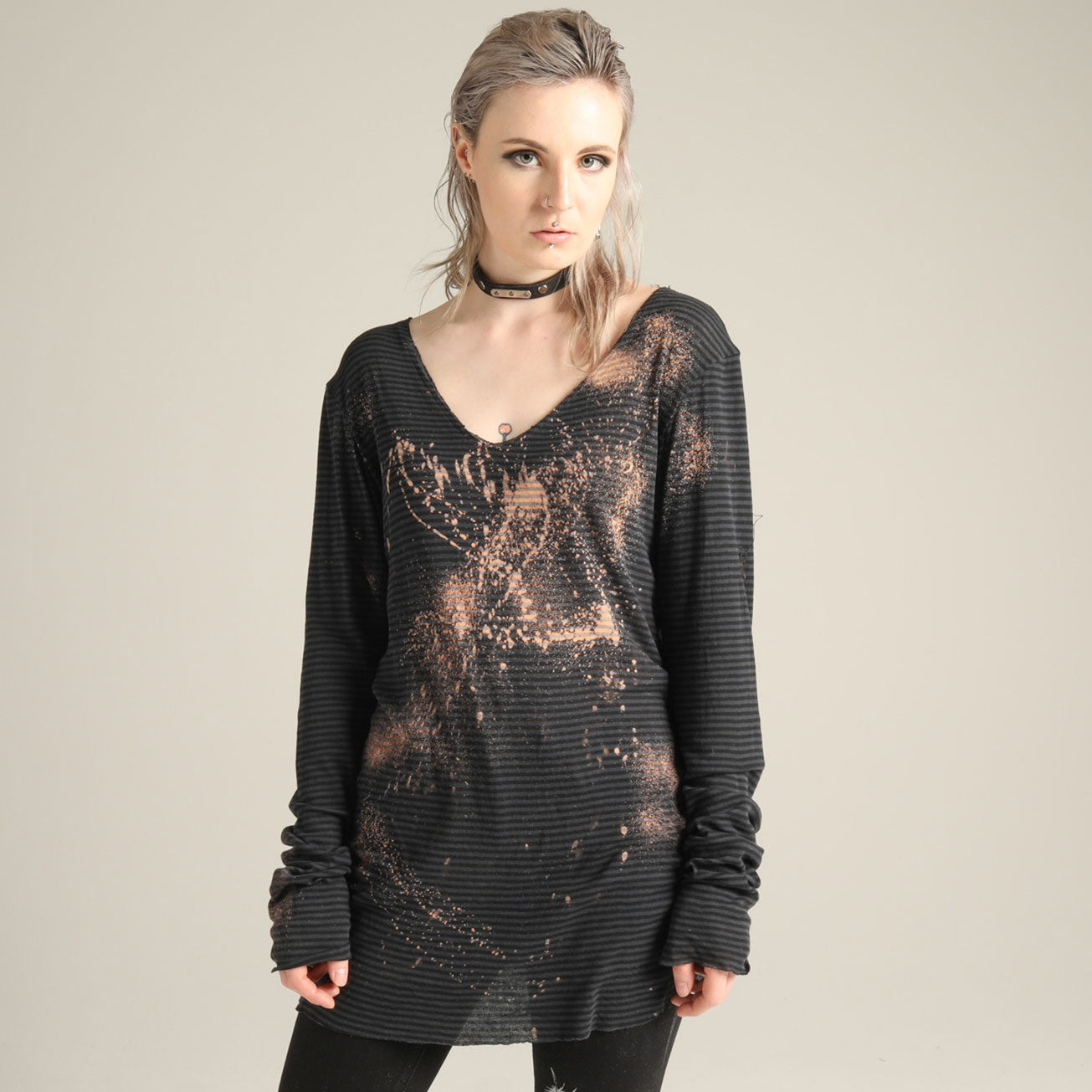 Bleach border long T-sh
