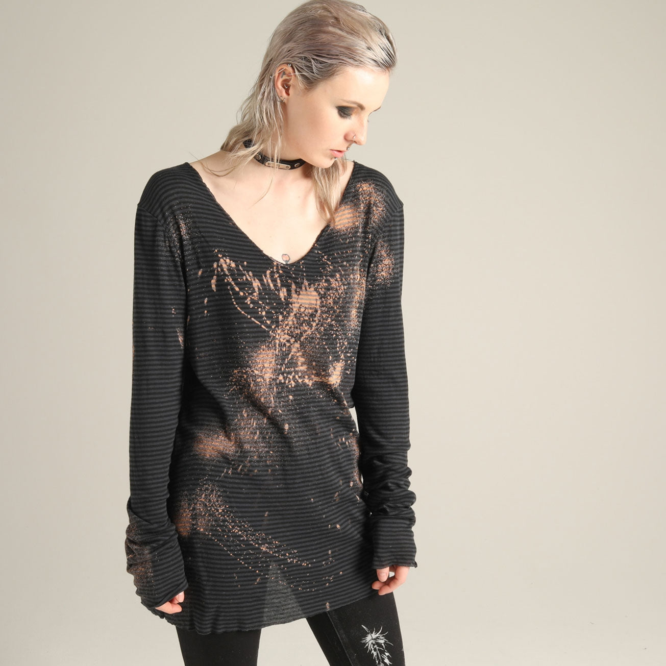 Bleach border long T-sh