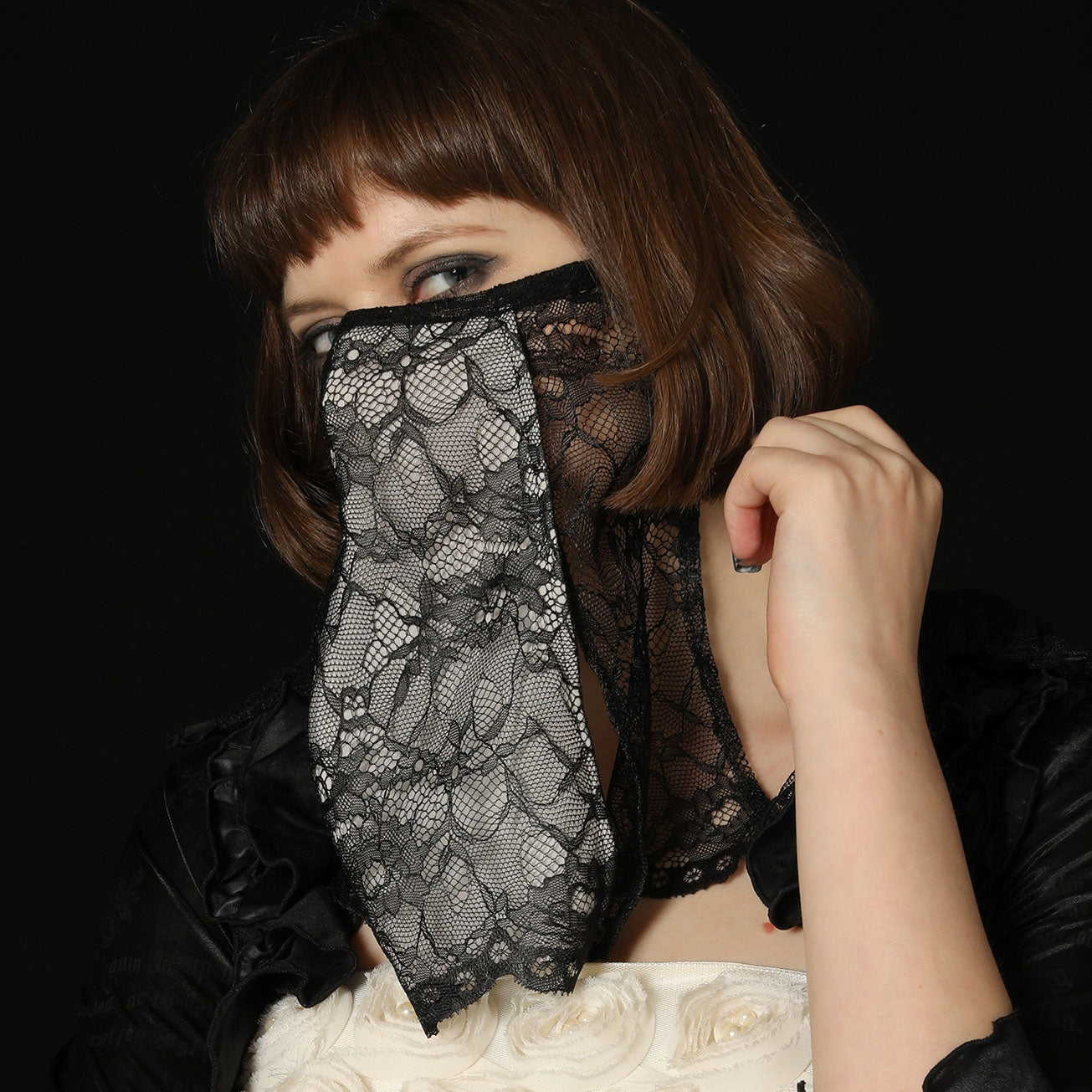 Lace Veil MASK WEAR