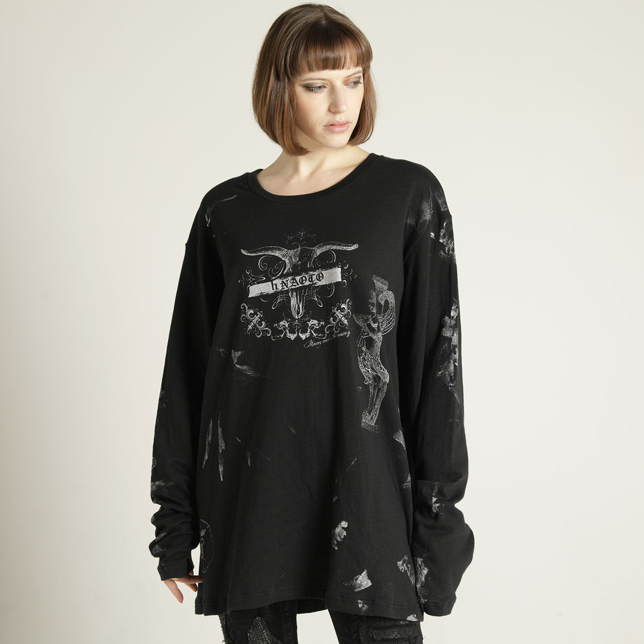 Ultra L Silhouette Gothic TOPS