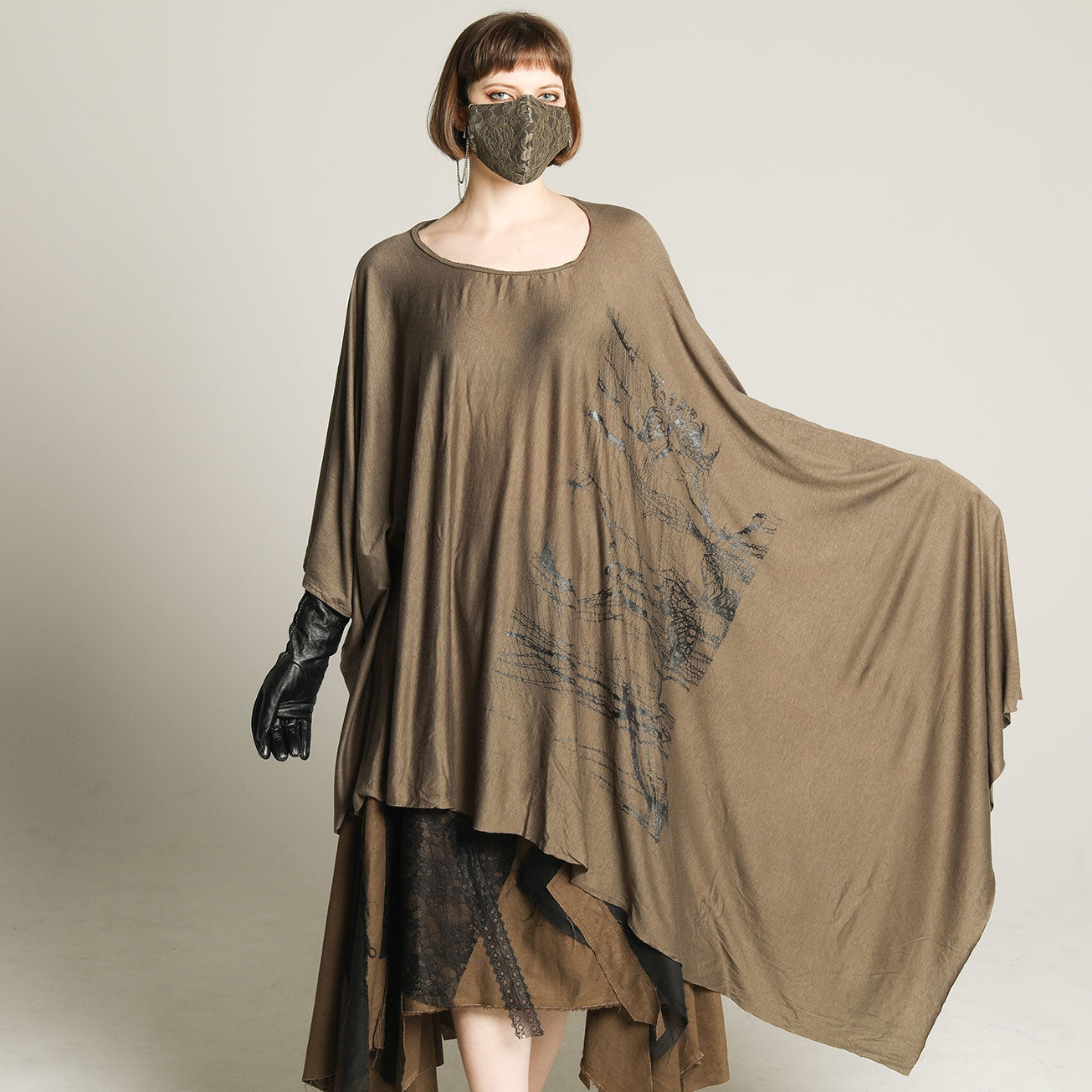 Victorian Lace MASK WEAR / M
