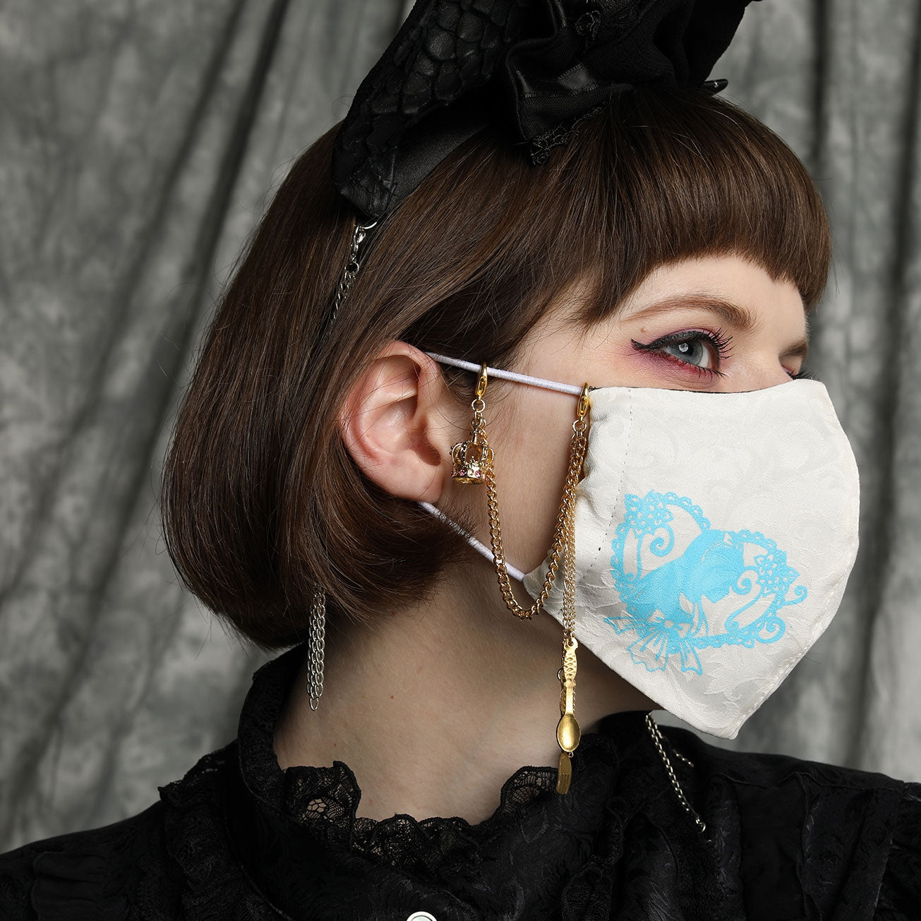 DREAMING ALICE'S BLUE MASK WEAR / M