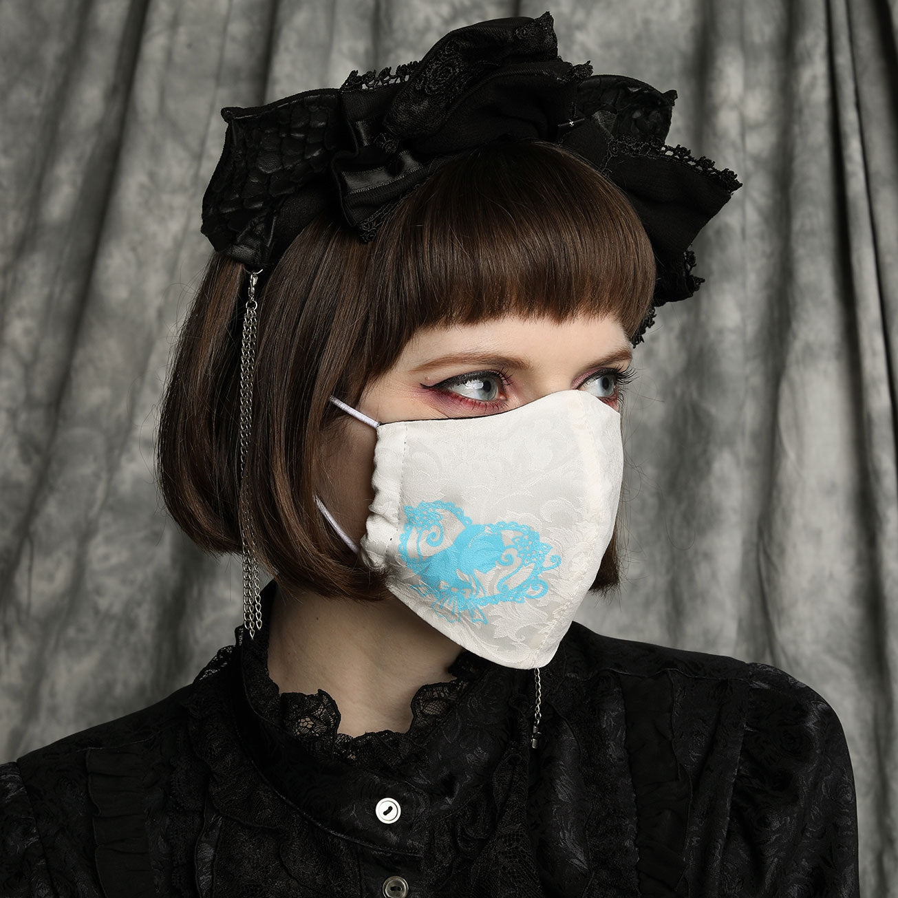 DREAMING ALICE'S BLUE MASK WEAR / M