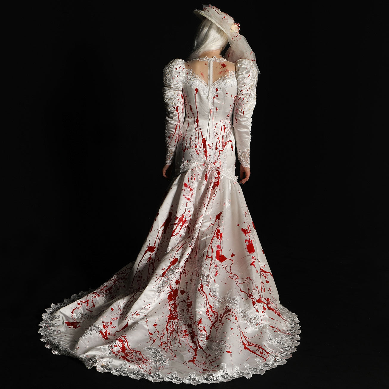 Bloody Mermaid Long Train Wedding Dress