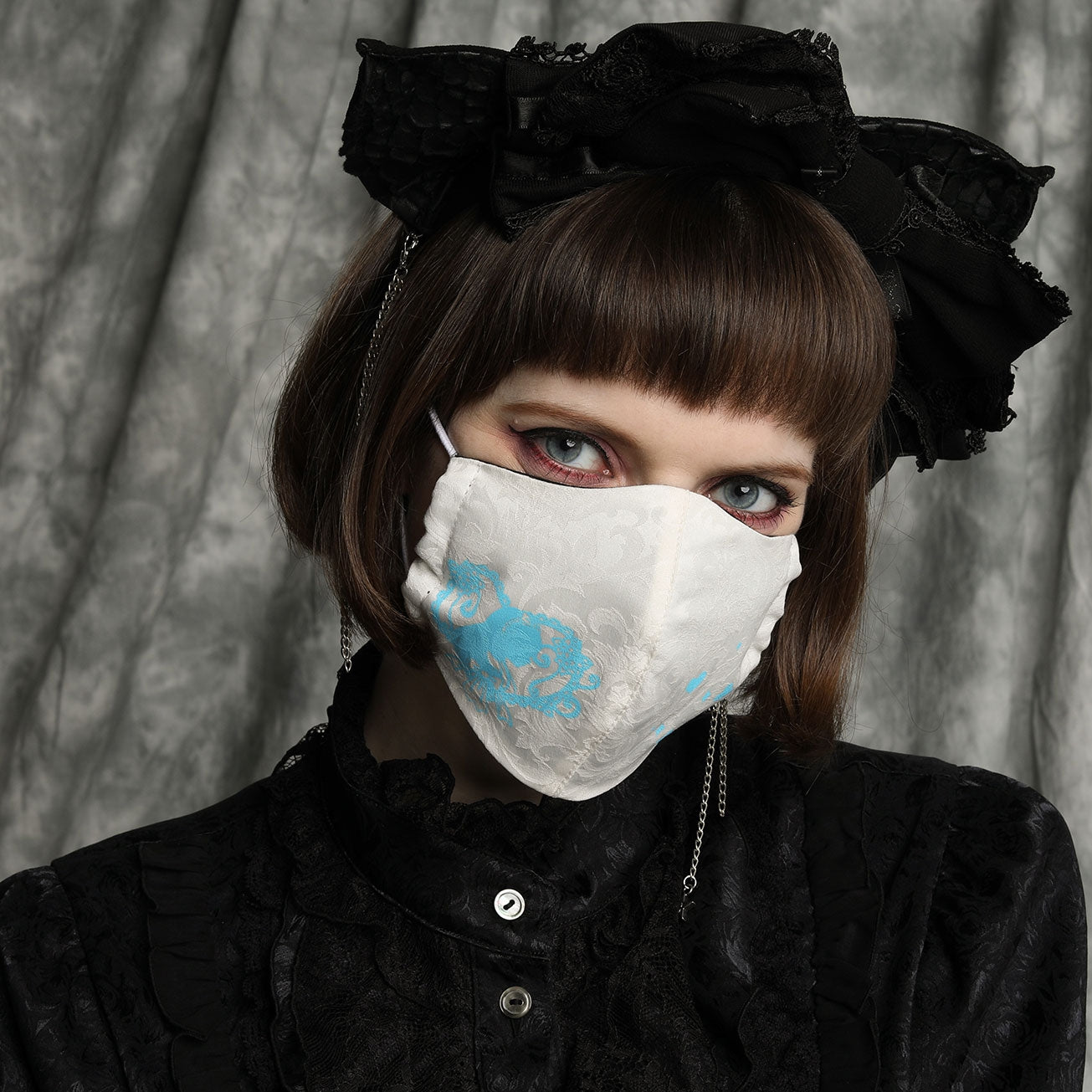 DREAMING ALICE'S BLUE MASK WEAR / M