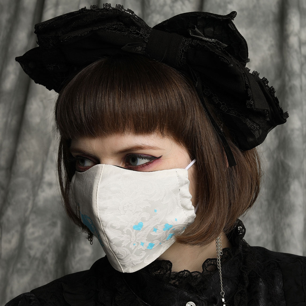 DREAMING ALICE'S BLUE MASK WEAR / M