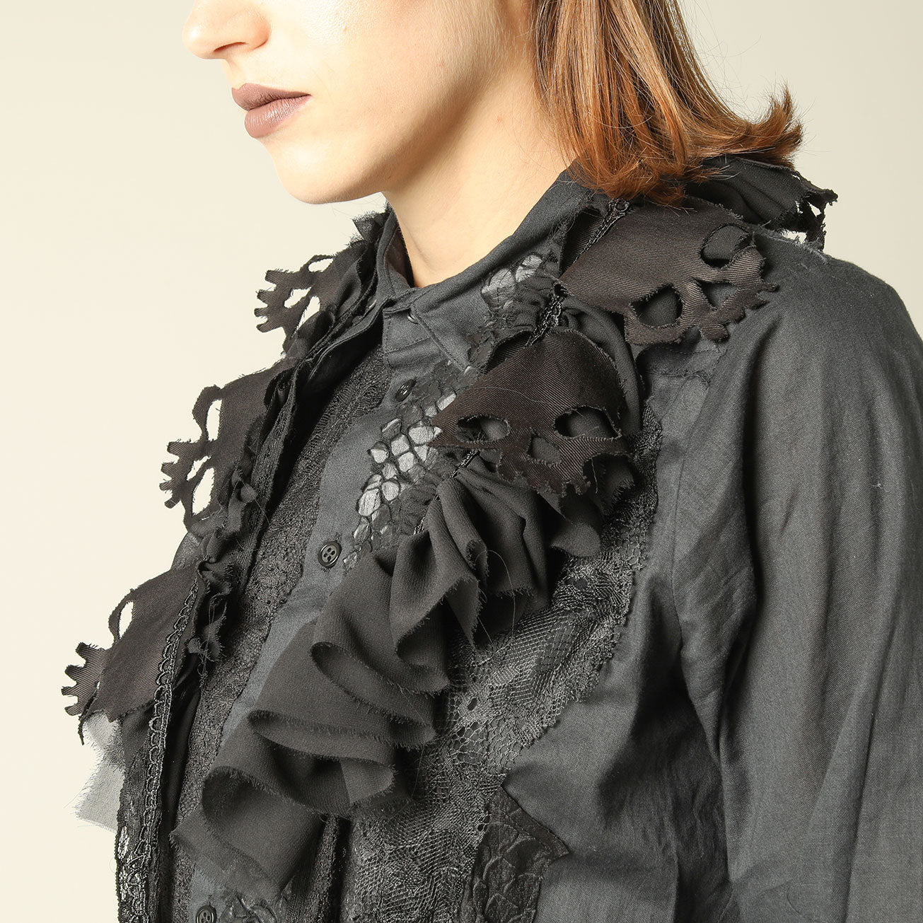 Skull Frill Neck Collar
