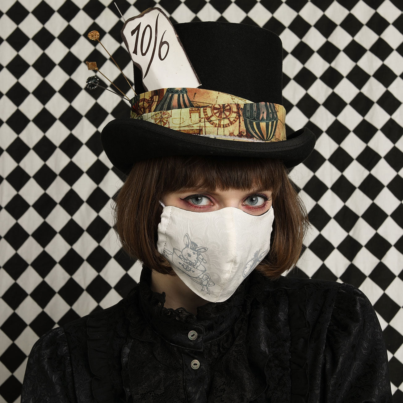 Mr.RABBIT & POCKET WATCH MASK WEAR / M