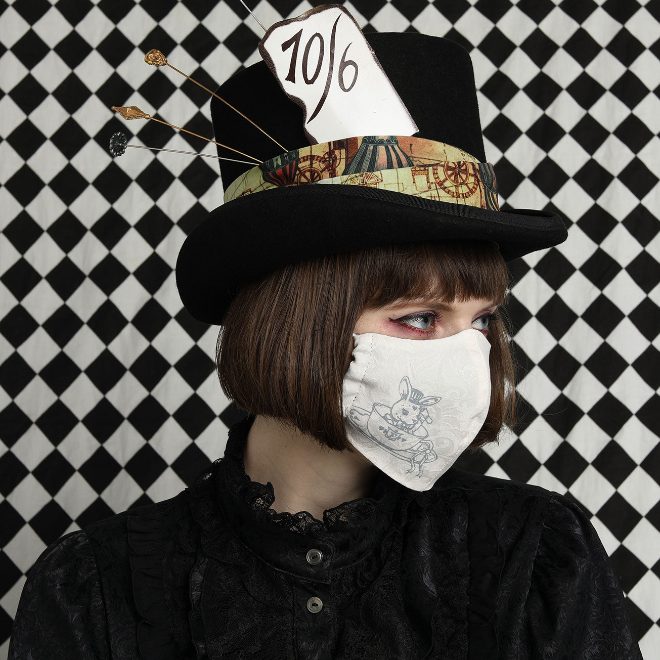 Mr.RABBIT & POCKET WATCH MASK WEAR / M