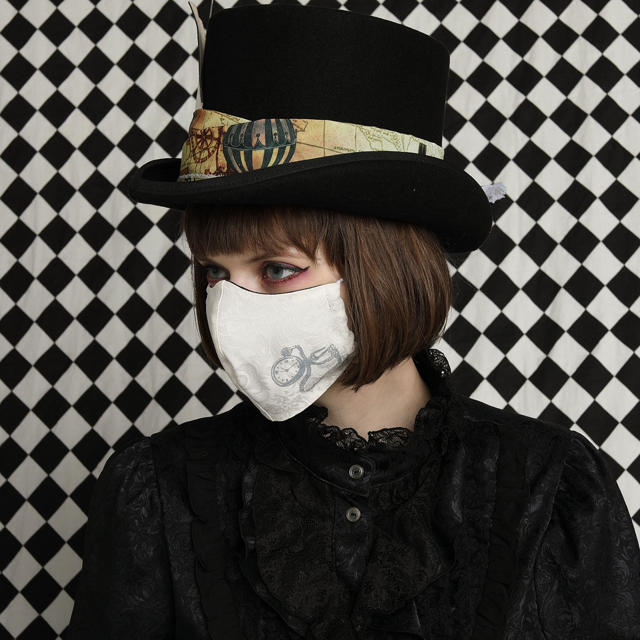 Mr.RABBIT & POCKET WATCH MASK WEAR / M