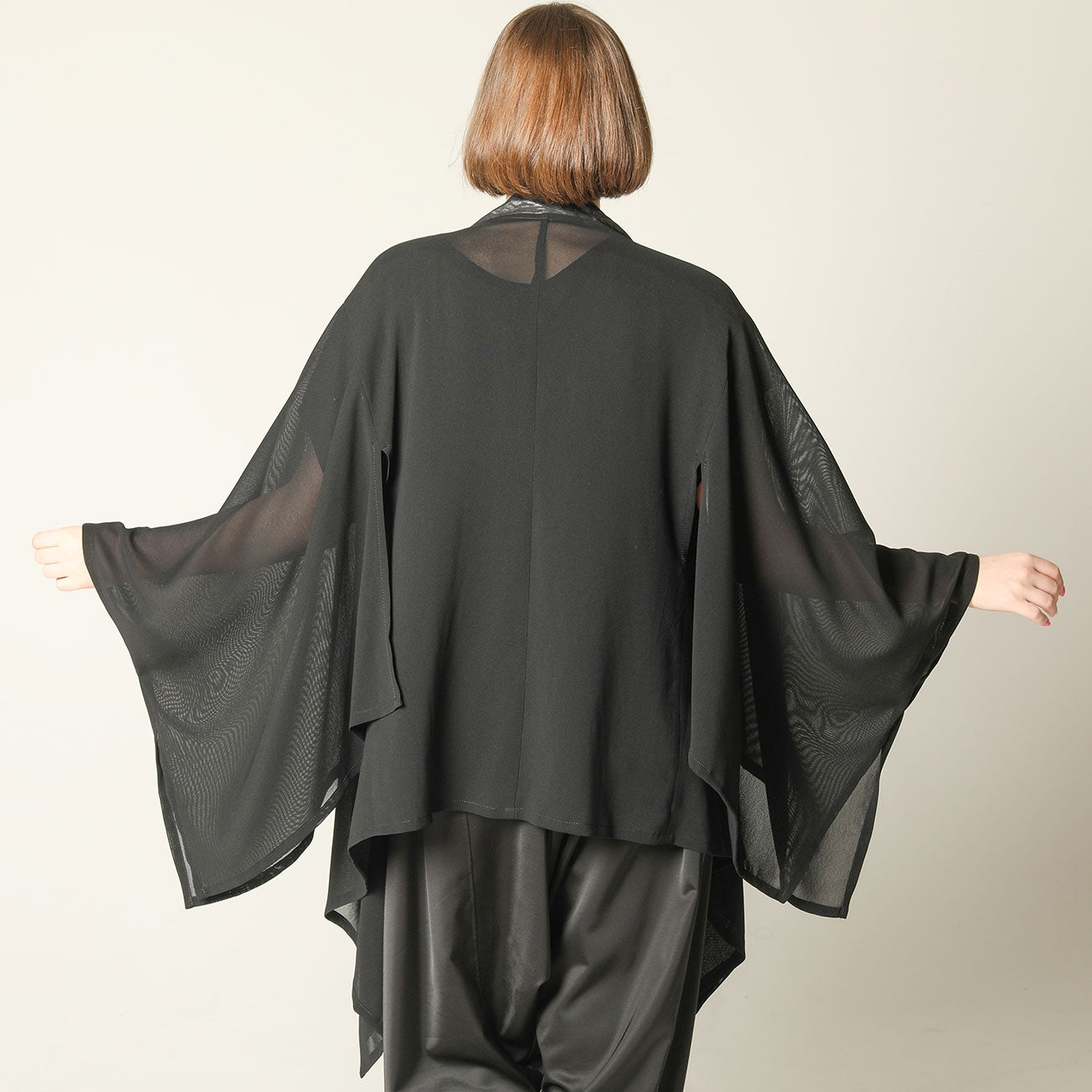 Snake Collar Drape Kimono