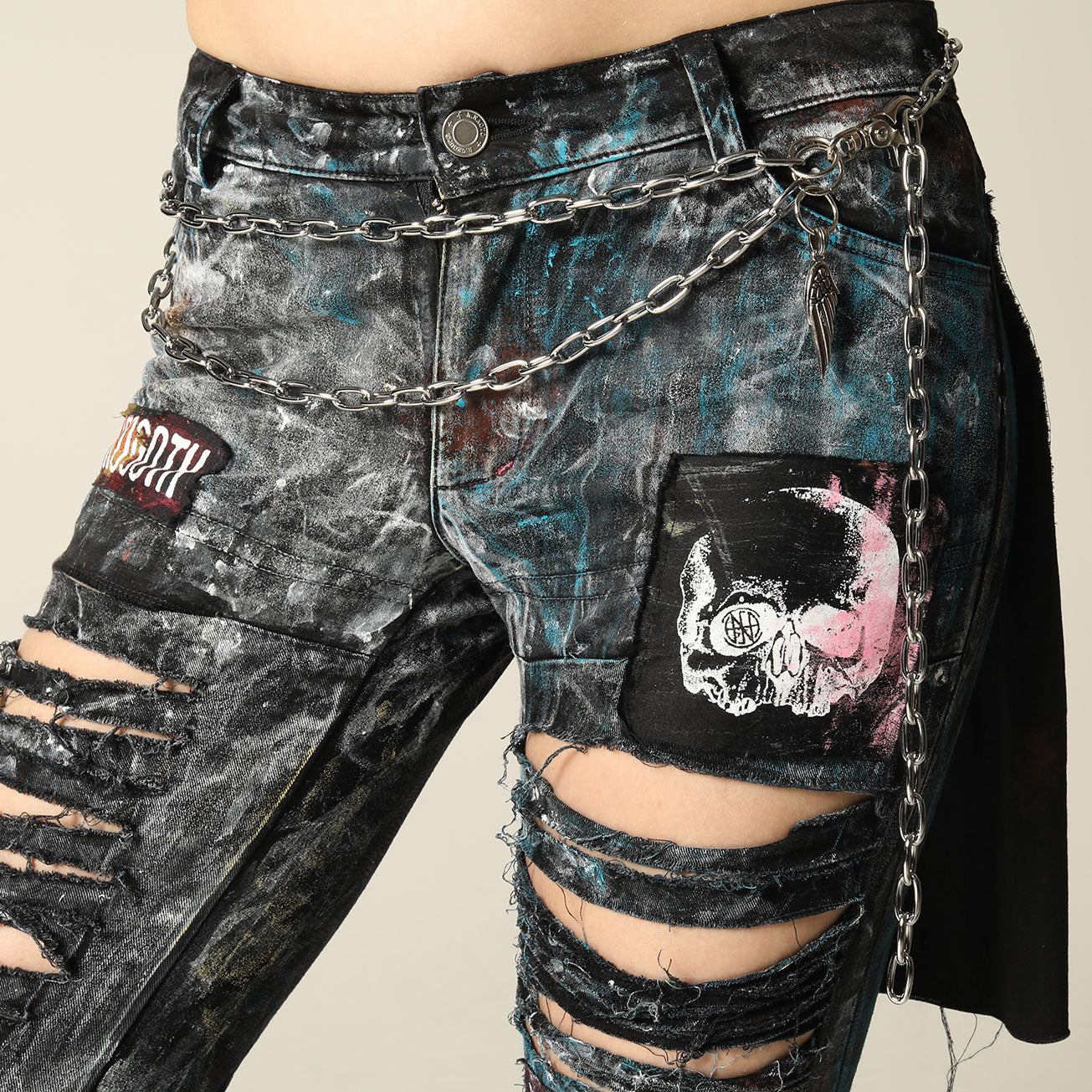 Wing charm Chain belt