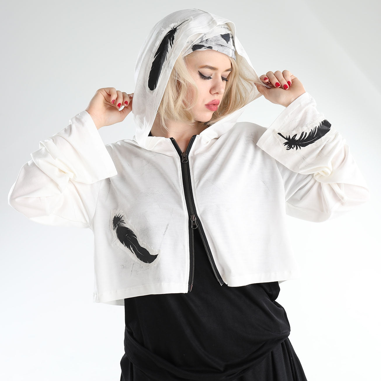 Angel's Feather short hoodie