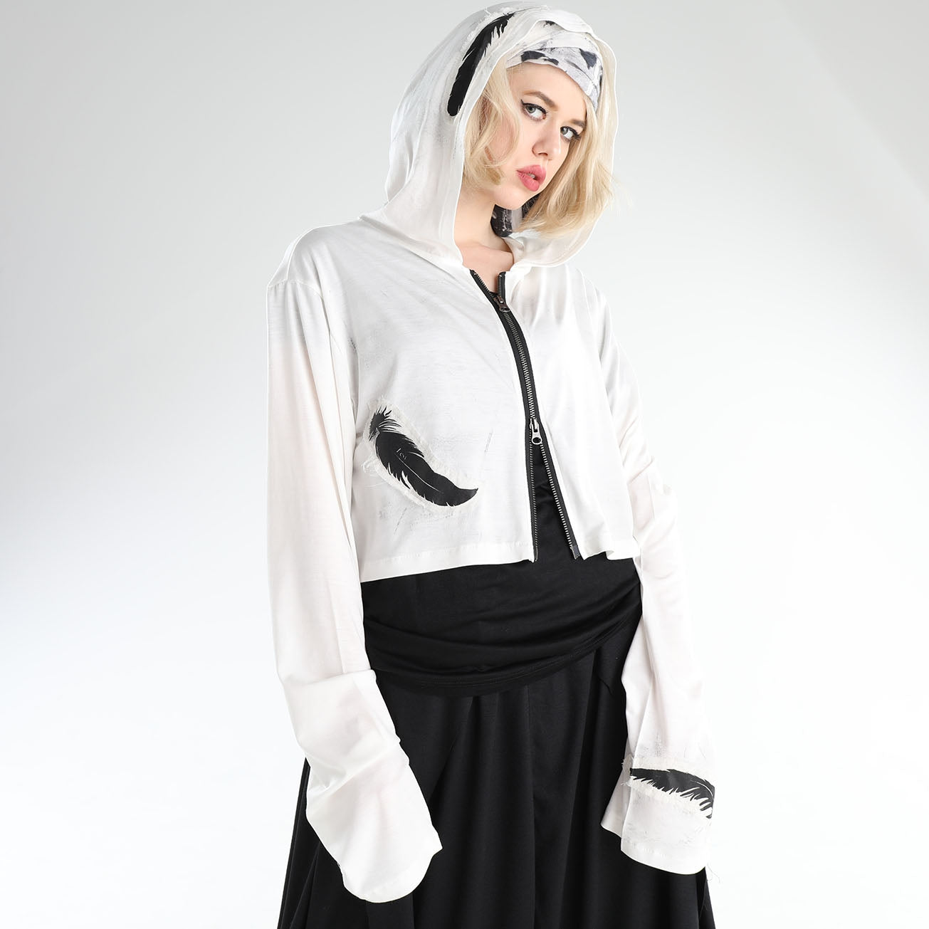 Angel's Feather short hoodie