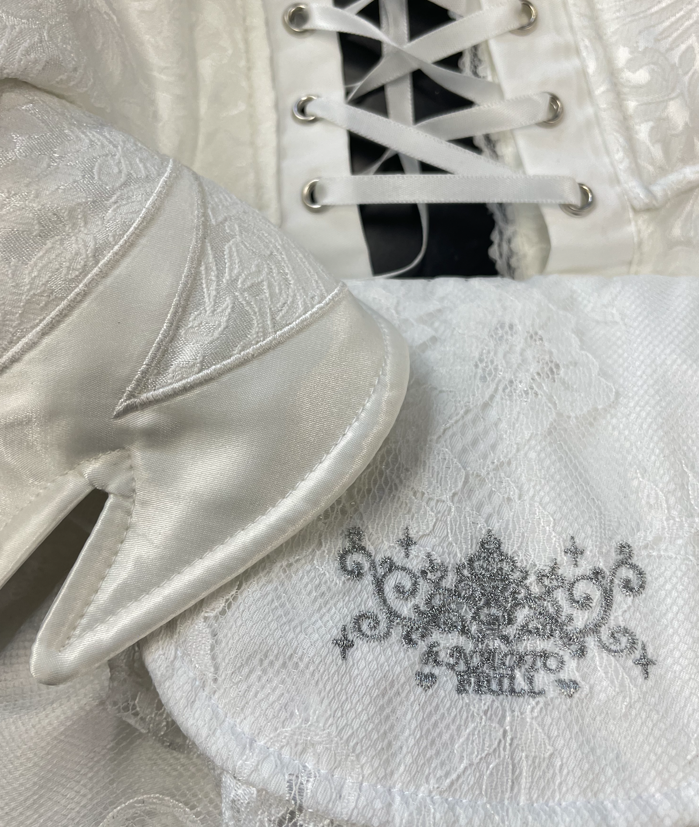 Angel Wing Backpack / WH – h.NAOTO WEBSHOP Angel Wing Backpack / WH – h.NAOTO WEBSHOP