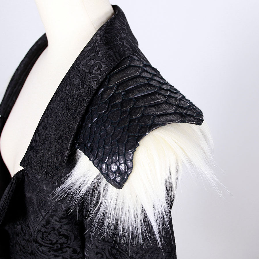 大倉燁子／Armor Swallowtail Jacket