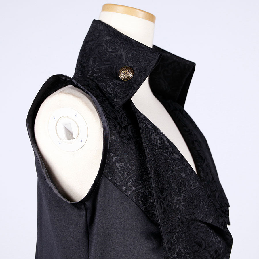 Vampire Wing Lapel Sleeveless Jacket