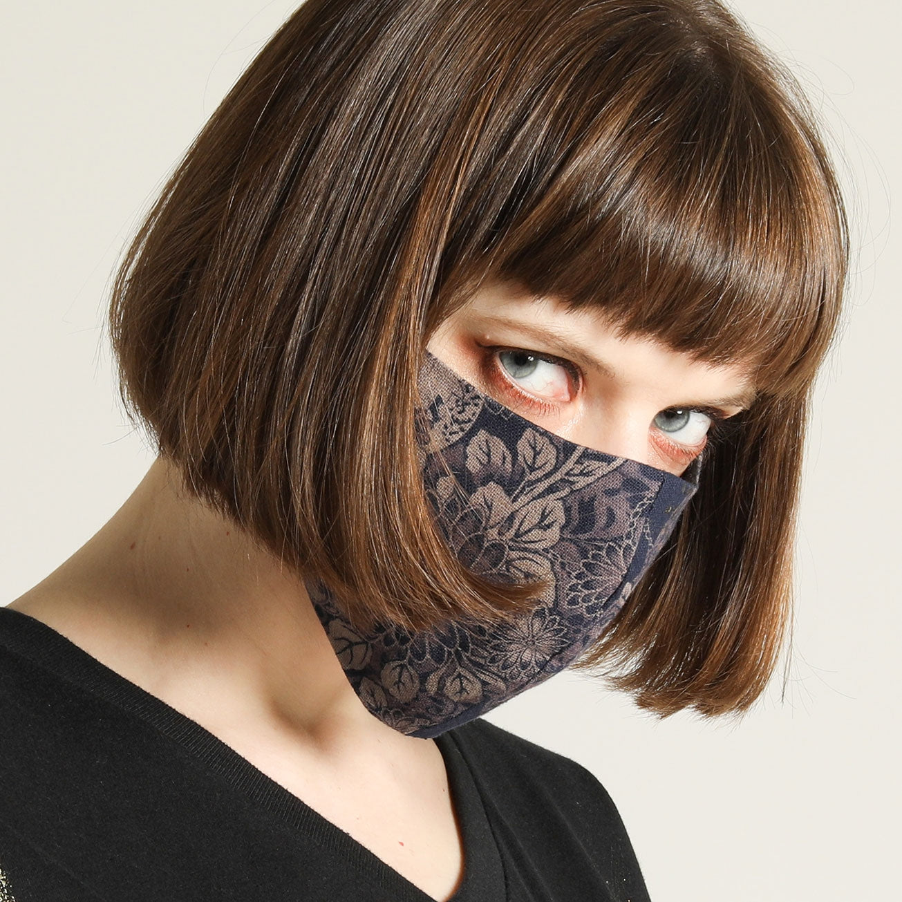 Chrysanthemum Mask Wear / M