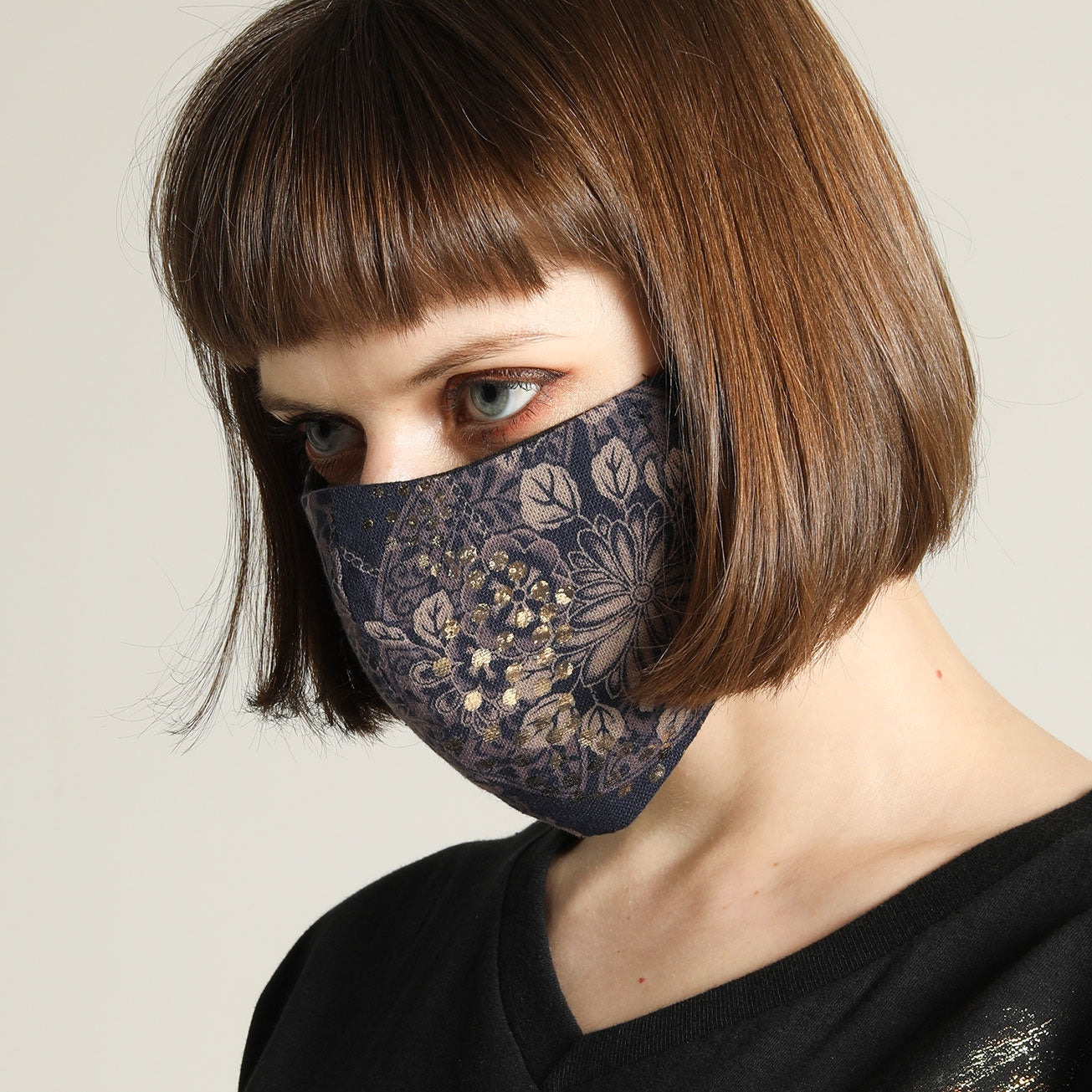 Chrysanthemum Mask Wear / M