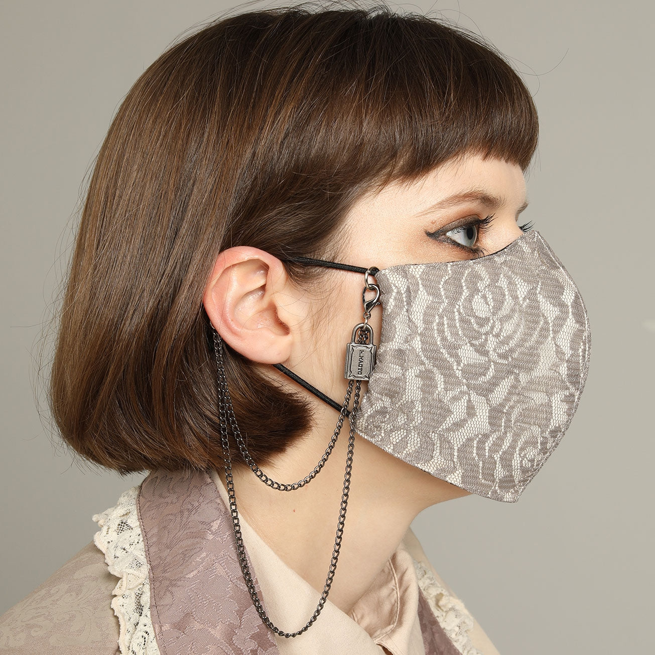 Victorian Lace Mask Wear / M