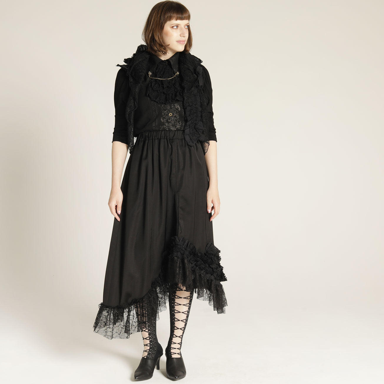 Ashime lace frilled skirt