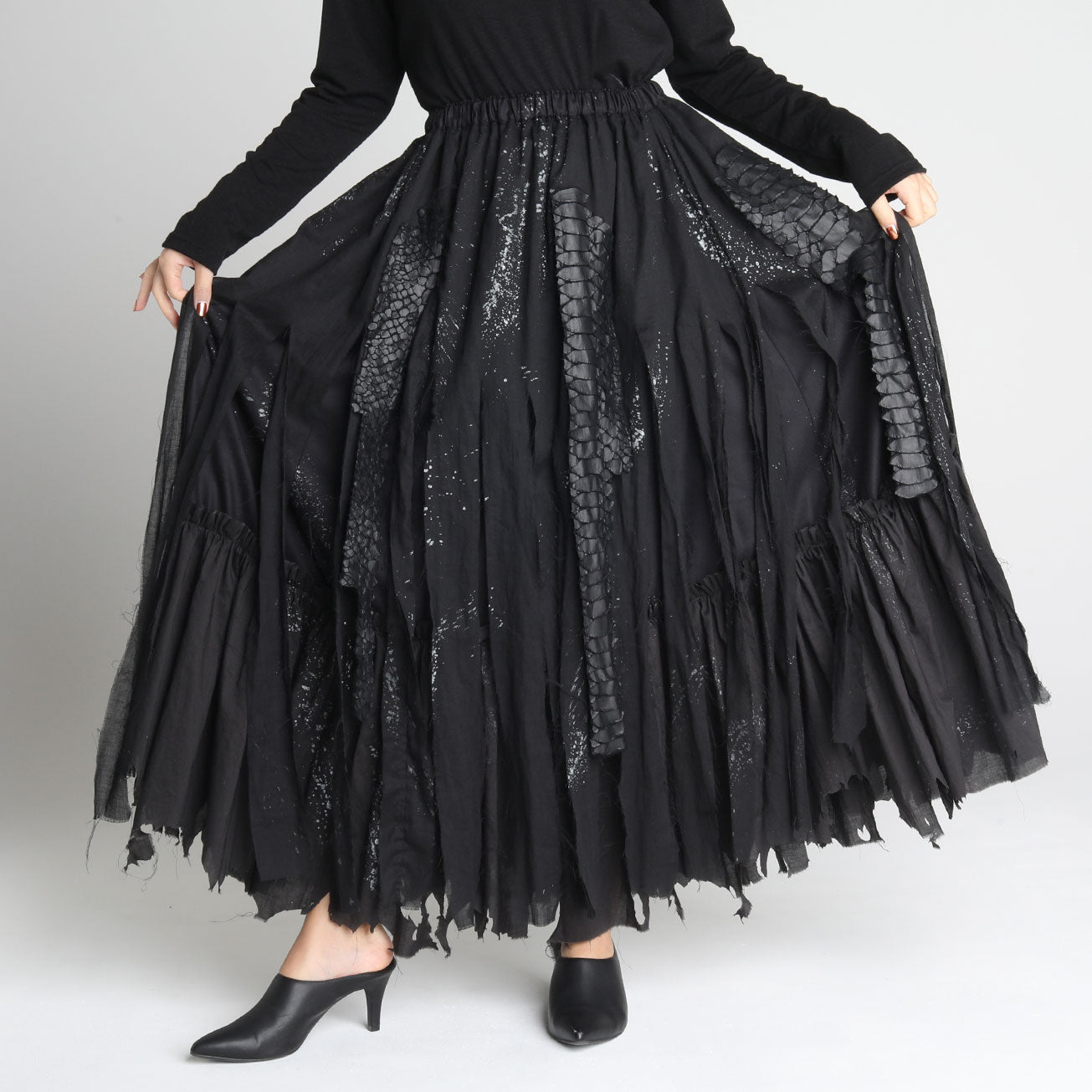 Dragon Leather Damaged Long Skirt