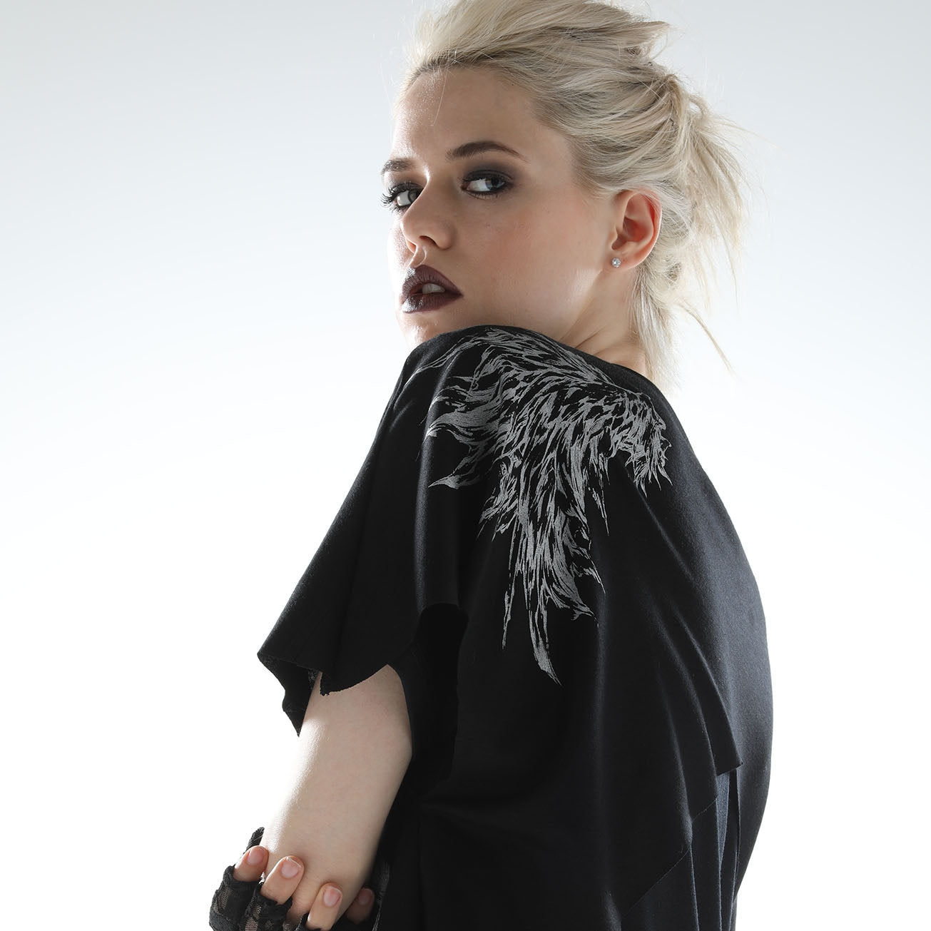 Lucifer Wings Short Tops