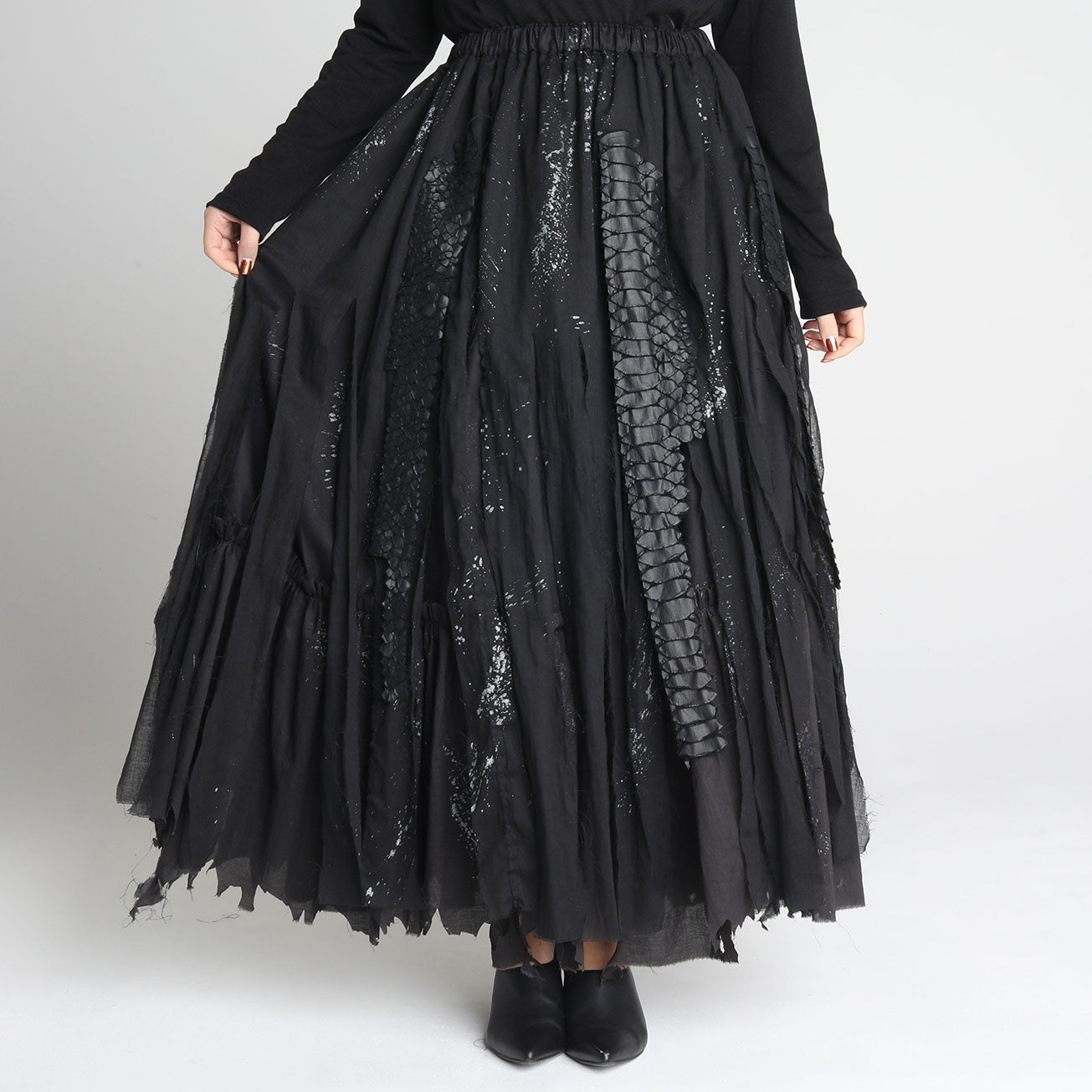 Dragon Leather Damaged Long Skirt